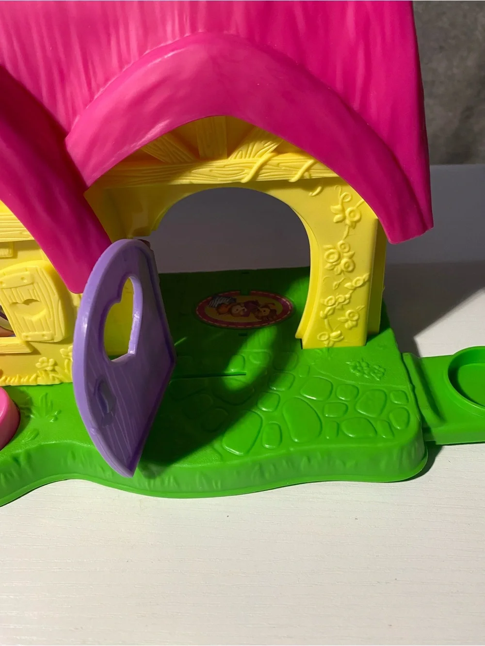 Fisher Price Little People Disney Snow White Seven Dwarfs Cottage House Only